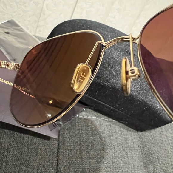 NEW Tom Ford Gold Porscha Aviator Sunglasses - Picture 8 of 10